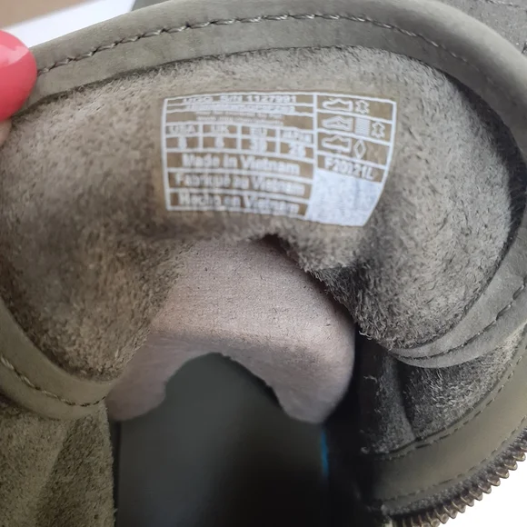 UGG Deconstructed Lace Boots Sz 8 - Picture 8 of 8